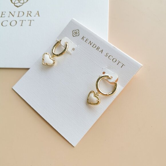 Kendra Scott Ari Heart Collection. Gold Ivory Pearl Earrings - Picture 2 of 3